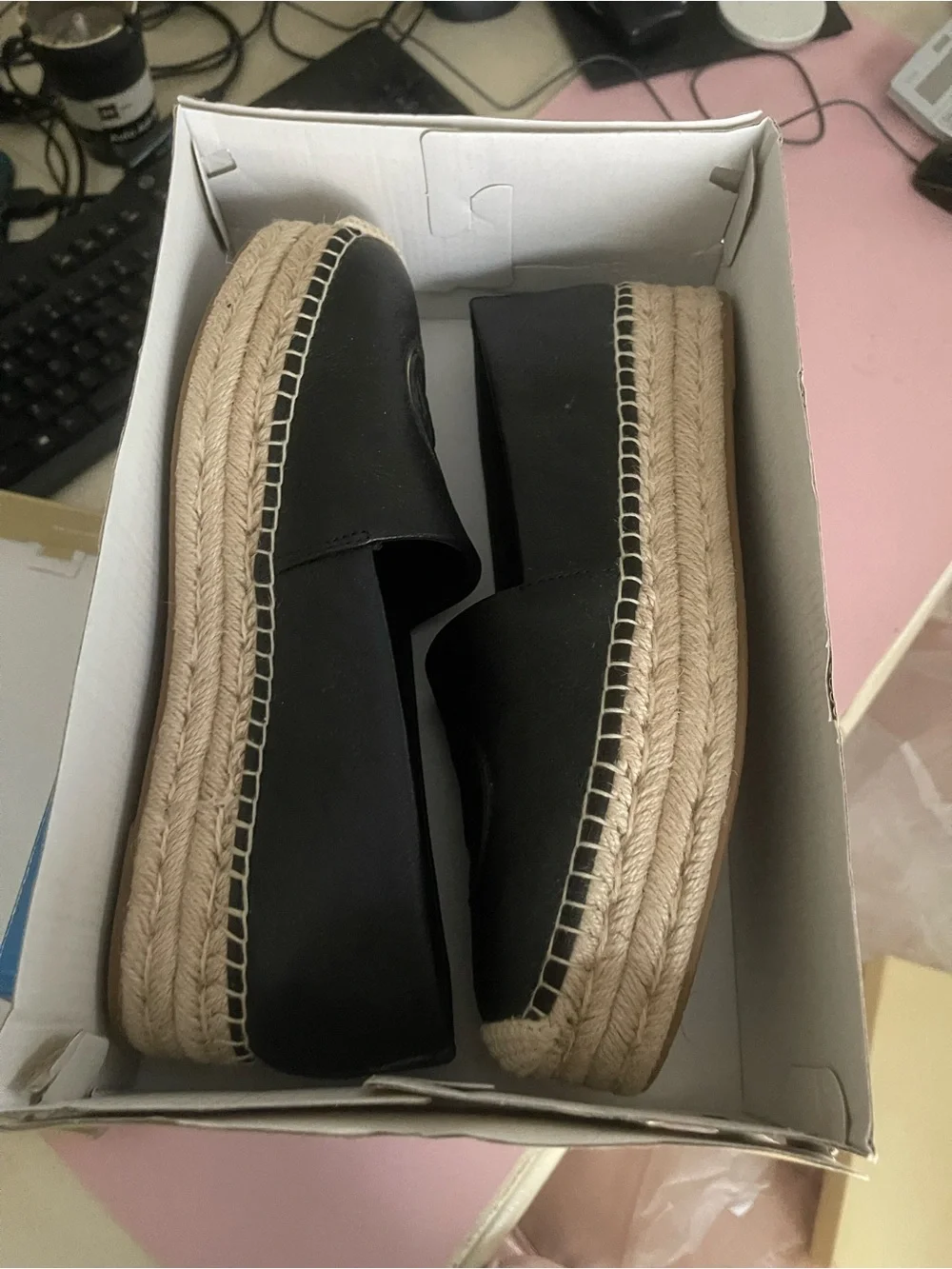 BNWT Michael Kors Women’s Black MK Logo Espadrille Loafer